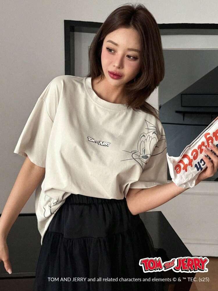 TOM AND JERRY X DAZY Casual Loose Round Neck Cartoon Print Short Sleeve T-Shirt For Women Graphic Tee, Teacher