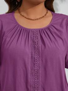 SHEIN LUNE Plus Size Women Floral Hem Elastic Cuff Short Sleeve Round Neck Blouse - Purple - View 4