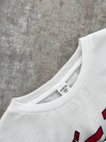 Set de 2 piezas de camiseta de manga corta holgada de cuello redondo y shorts de punto con estampado de coches, para niños preajolescentes, de uso versátil y cómodo, para vacaciones