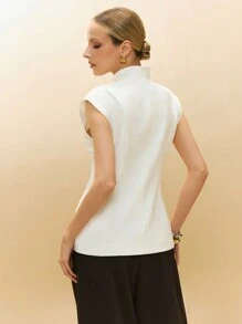 Poéselle Women's White Button Front Minimalist Casual Thin Blazer, Classy Outfits For Women,Business Casual,Blazer For Wedding Guest,Old Money Style Women,Summer Outfits For Women In Fall/Winter - White - View 8