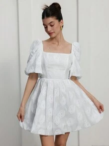 Aveloria Rosie 优雅复古泡泡袖方领合身腰部喇叭下摆 A 字型女式短裙