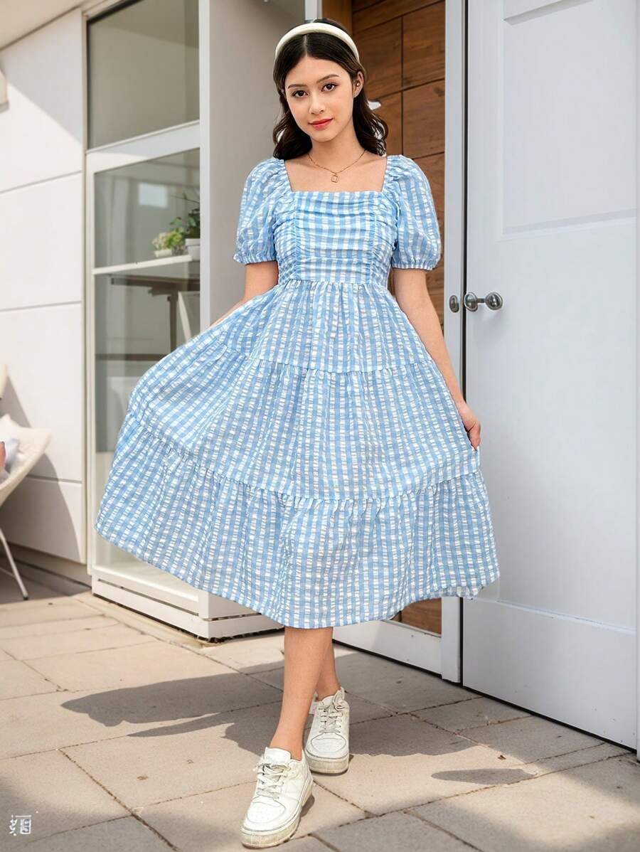 SHEIN 少女蓝色格子泡泡袖中长款可爱甜美连衣裙、学院风连衣裙、度假风连衣裙 - 藍白色 - 查看 1