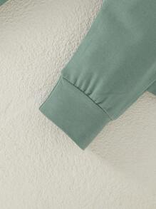 Set de 3 piezas de ropa casual unisex para bebés, incluye un mono con gráfico de dinosaurio y letra, pantalones de color liso y gorro, de tela suave, adecuado para vacaciones, viajes, escuela, diario, deportes, primavera/verano