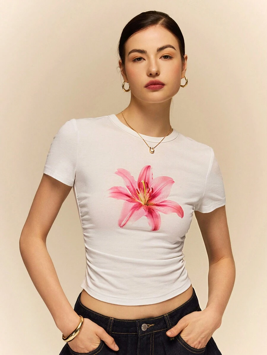 Poéselle Women Floral Print Round Neck Short Sleeve Casual T-Shirt - White - View 1