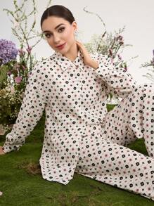 Graceveil 2pcs/Set Women Printed Collared Button-Up Long Sleeve Elasticized Waist - Multicolor - View 1