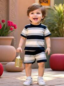 2 pièces Ensemble pull court à manches courtes à col rond et short taille élastique pour bébé garçon, à rayures, en tricot doux - Noir et Blanc - Voir 6