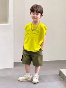 SHEIN 两件套男童舒适休闲日常时尚百搭简约日韩风宽松绿色无袖上衣搭配工装口袋短裤套装，适合春夏季节、日常生活、运动、校园、聚会、节日、演出、摄影、返校季等场合。 - 綠色 - 查看 7