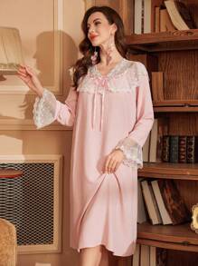 PalaceNights Camisón de mujer con mangas campana de encaje, estilo vintage palaciego