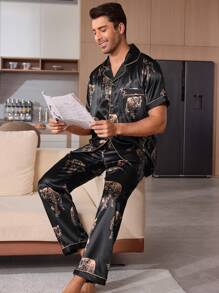 CoupledUp Conjunto de pijama para hombres con top y pantalones de estampado de leopardo de satén