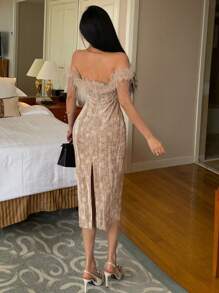 DAZY Robe de cocktail mi-longue ajustée en peluche à épaules dénudées, tenue d'été pour soirée, robe de bal pour femmes, tenue de club, robe de bal de promo, robe du Nouvel An - Nude - Voir 5