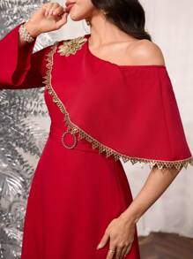 Modelyn 3D 花卉不对称袖女式连衣裙 - 紅色 - 查看 1