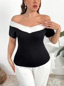 SHEIN Privé Plus Size Elegant Commuting Office Sophisticated Vacation Refined Afternoon Tea Slightly Sexy Date Music Party INS Fashionable Vintage Academic Seaside Photo Shoot Outfit Spring Summer Graceful Minimalist Comfortable Black White Contrast Ribbed Off Shoulder Bodycon Jacquard Mesh Short Sleeve Contrast Collar T-Shirt
