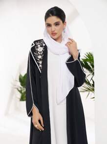 Al Najma Women's Solid Color Splice Long Sleeve Simple Casual Long Arabian Abaya Robe - Black - View 1