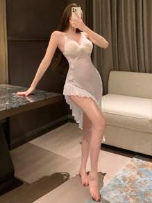 DAZY Áo ngủ gợi cảm cho nữ, chất liệu lưới xuyên thấu, phối họa tiết hoa, ôm sát cơ thể, có bèo nhún. - trắng - Xem 4