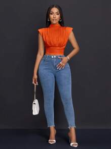 SOLERSUN Blusa de tirantes elegante y de moda de color bliso sólido con cuello mao y pliegues para mujer