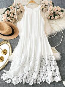 Flirla Plus Size Women Contrast Lace V-Neck Dress - White - View 2