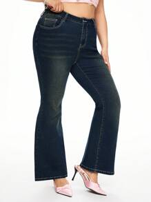 ROMWE Kawaii Plus Size Butterfly Embroidered Denim Jeans - Blue - View 5