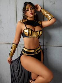 Costum pentru femei (sutien, fustă, șal, 2 mănuși, caciulă)