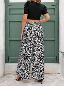 SHEIN Clasi Summer Elegant Women's Black Short Sleeve Bubble Leg Sleeve Knitted Elastic Ribbed Solid Color T-Shirt And Small Floral Elastic Waist Wide Leg Straight Tube Long Pants Two Pieces Set, Suitable For Various Occasions, Home Leisure, Daily Commuting