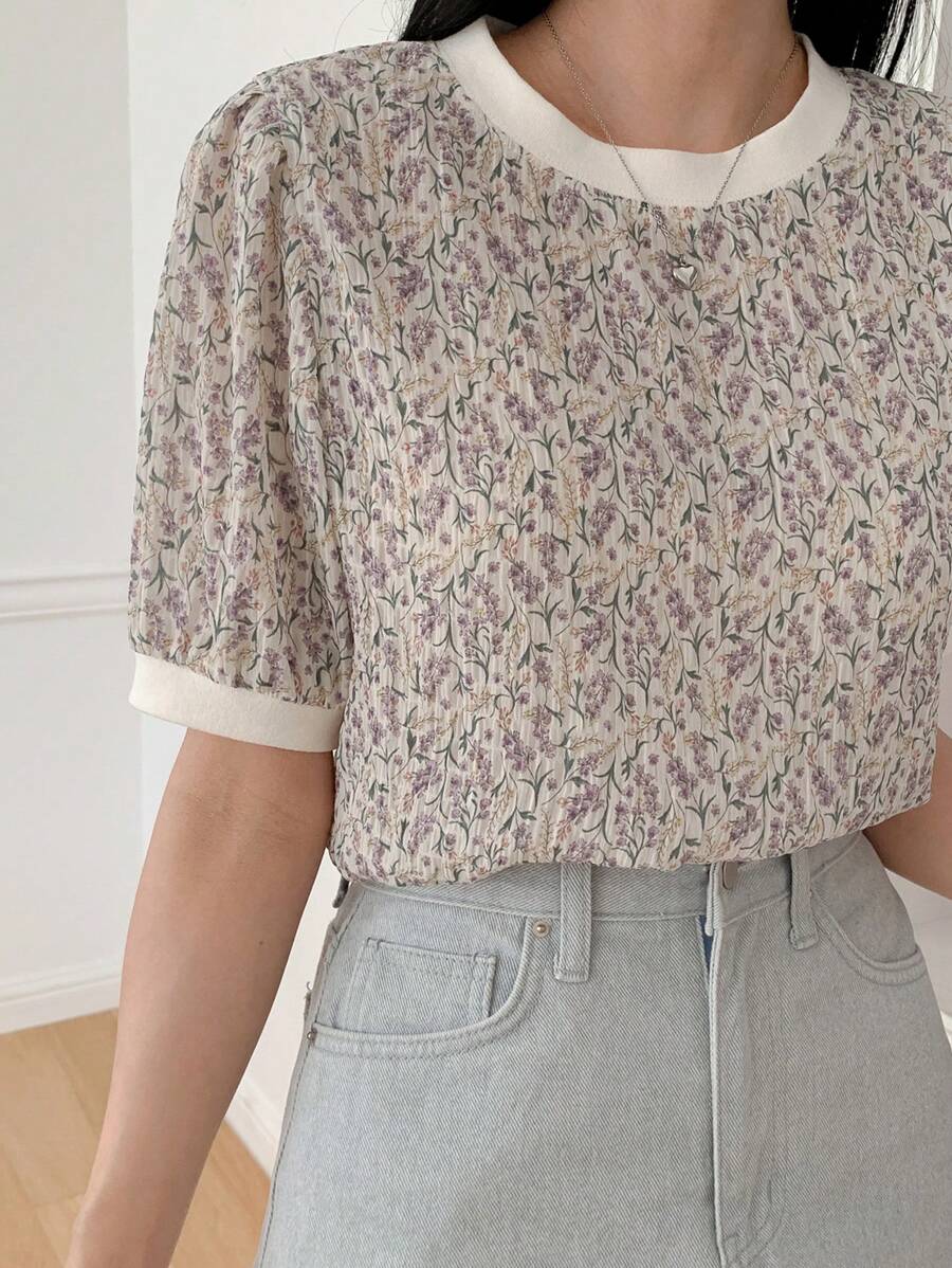 DAZY 女款碎花荷叶边纹理圆领泡泡袖 T 恤，春夏