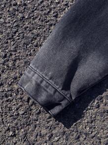 Manfinity EMRG Men's Black Denim Ombre Crop Street Style Boxy Jacket - Black - View 5