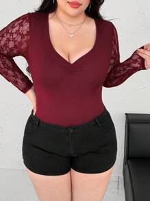 SHEIN MOOSTA Plus Size Slim Fit Solid Color Lace Patchwork Long Sleeve T-Shirt Fall Cloth For Women