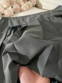 SHEIN Frenchy Falda plisada para mujer de tallas grandes, falda linda, falda estilo Y2K, moda para reducir la edad de mujeres de tallas grandes, atuendos de verano para mujeres, atuendos de cumpleaños para mujeres, atuendos de concierto para mujeres Gyaru