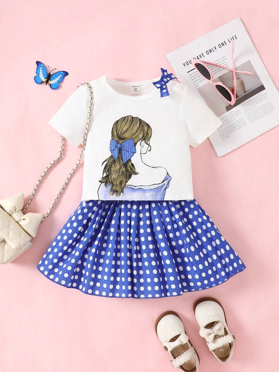 Set de 2 piezas: Blusa de manga corta y cuello redondo con estampado de niña con cola de caballo, y falda plisada a juego con fondo azul y lunares blancos, estilo campus para salidas, para niñas jóvenes - Blanco - Ver 1