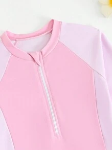 年轻女孩简约时尚休闲日常细肩带比基尼上衣