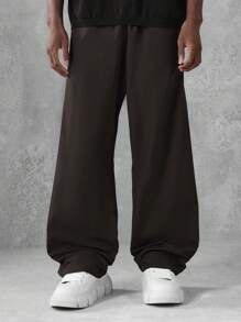 SUMWON Performance Baggy Pull-On Athletic Pants Men Travel Leisure Nylon Workout Casual Active Sport Training Breathable Gym Pants Comfortable Daily Wear