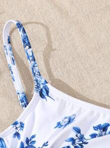 SHEIN Tween Girl Fitted Casual Floral Print Camisole Top Bikini - Blue and White - View 3