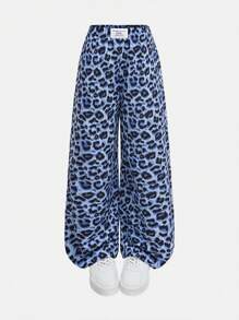 青少年女孩休闲宽松豹纹直筒裤，百搭搭配修身短 T 恤或运动装，日常穿着，适合春、夏、秋、冬