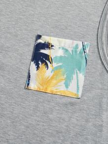 Manfinity RSRT Men's Palm Tree Graphic Pocket Top And Shorts Set Men Tropical Two Pieces Set Summer Sets For Men - Light Grey - View 4