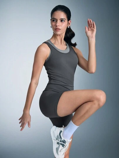 Solid Color Minimalist Fashion Sports Bib Overall Romper For Casual Daily Wear