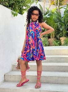 SHEIN Tween Girls' Colorful Pattern Pleated Sleeveless Halter Neck Chiffon Dress For Vacation