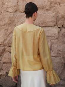 Aveloria Rosie Elegante Pendlerbluse mit Rüschenbesatz, Schleife, Pattdetail, lose sitzende Langarmbluse für Damen