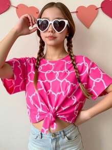 Blusa de manga corta con cuello redondo y estampado de corazón para niña preadolescente, adecuada para varias ocasiones, especialmente para el Día de San Valentín