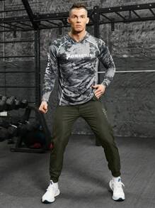 Manfinity Fitness Men's Letter Print Lace-Up Pocket Casual Sweatpants Sweat Pants - Dark Green - View 3