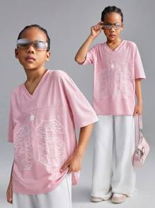 SHEIN Tween 女童春夏超大 V 领宽袖网眼芭蕾舞者贴花 T 恤 - 粉色 - 查看 1