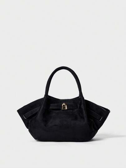 Europeisk och amerikansk vinternischdesignad mockaväska, axelväska i street fashion för kvinnor för shopping, pendling, fest, present, nyaste moderiktiga mockaväska för kvinnor, nytt höstmode 2025 för kvinnor, julklappar