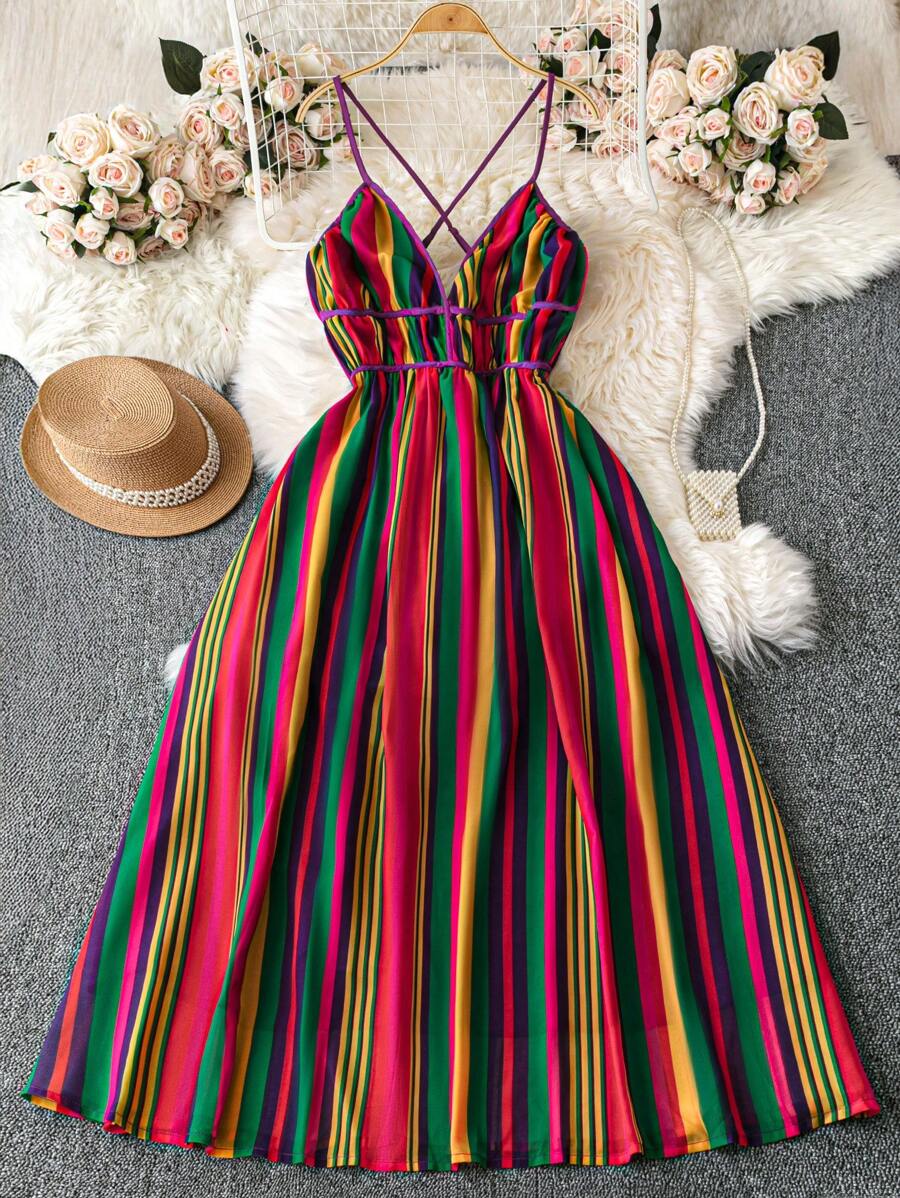SHEIN LUNE 浪漫假期彩虹条纹 V 领收腰 A 字形露背秋千夏季连衣裙