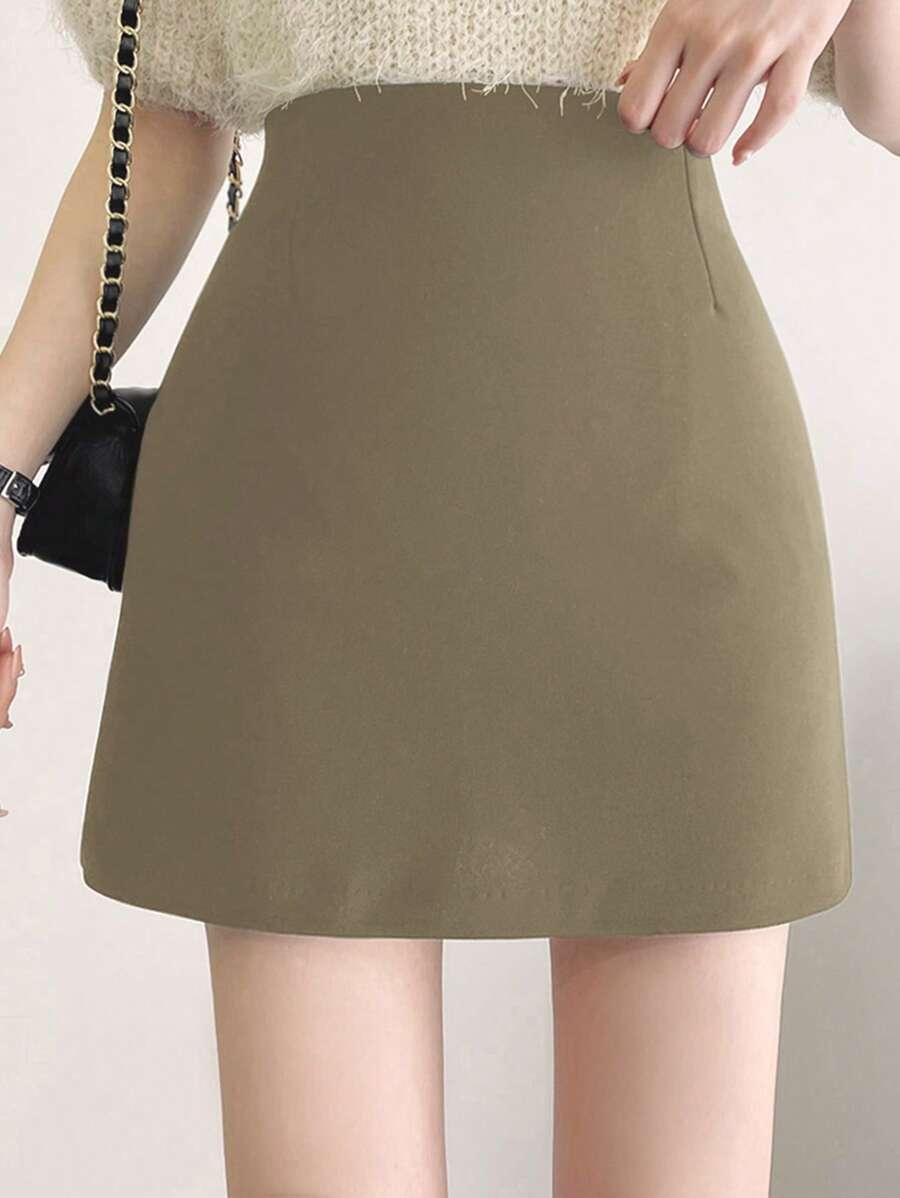 DAZY 纯色短裙，简约时尚休闲日常秋季穿搭裙子