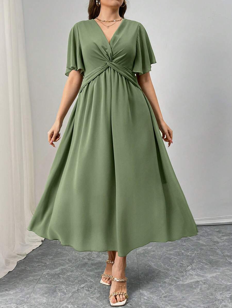 SHEIN Clasi 大码女式优雅通勤/约会/海滩度假纯色 V 领扭纹前部半透明雪纺 3/4 袖连衣裙 - 綠色 - 查看 1