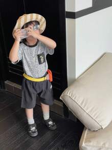 DAZY Conjunto de 2 piezas de camiseta de manga corta y pantalones cortos con estampado de oso tejido para niños pequeños, primavera/verano - Negro - Ver 2
