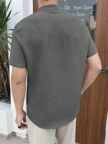 SHEIN X ELOISA & ORSON Manfinity VCAY Woven Casual Solid Color Minimalist Shirt, Fashion For Casual Daily Wear