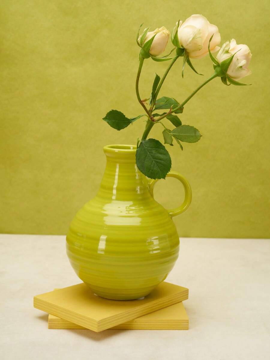 Zazumi 1pc Fashionable Elegant Green Ceramic Vase
Home Harmony And Cozy Decor Essential | Perfect For Living Room, Bedroom, Office Desk, Table Decor | Ideal Mother's Day Gift, Graduation Season Present, Housewarming Gift | Summer Home Refresh Must-Have | Modern Minimalist And Light Luxury Home Styling