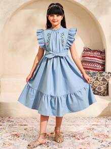 SHEIN Tween Girls' Holiday Casual Embroidered Cap Sleeve Waisted Dress - Blue - View 1