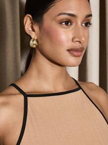 AiiRZ Ribbed Halter Neck Cami Top With Contrasting Trim Summer Sleeveless Tank Elegant Evening Party Club Wear Urban Y2K Fashion Essential