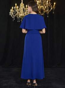 Modelyn 女士优雅小圆领针织短袖斗篷毛衣和裙子 2 件套，时尚修身造型 - 藍色 - 查看 2