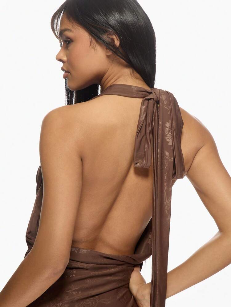 MISSGUIDED Luxurious Velour Plunge Neck Mini Dress With Cowl Draping Elegant Party Evening Club Night Out Bodycon Design Perfect For Holiday Season Events